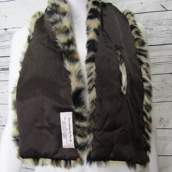 Preston & York Faux Fur Stole - Picture 3 of 5